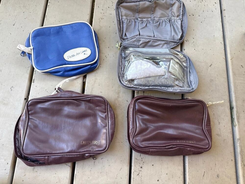 Lot of 4 Vintage Airline Amenity Kits Delta First Class & United Travel Pouches